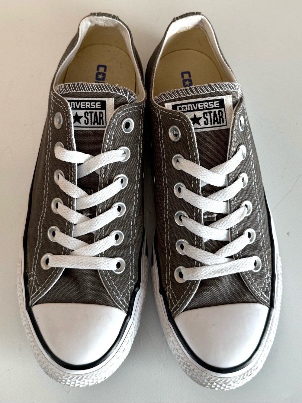 CONVERSE CHUCK TAYLOR ALL STAR MEN'S 6 WOMEN'S 8 GRAY CANVAS LOW TOPS